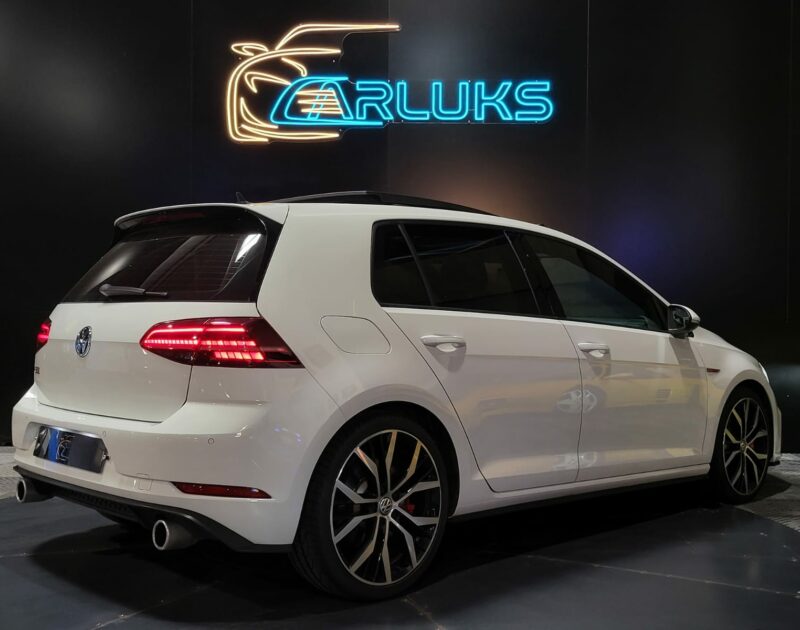 <h1>VOLKSWAGEN GOLF VII GTI Performance 2.0 TSI 245cv Boîte Auto DSG</h1>