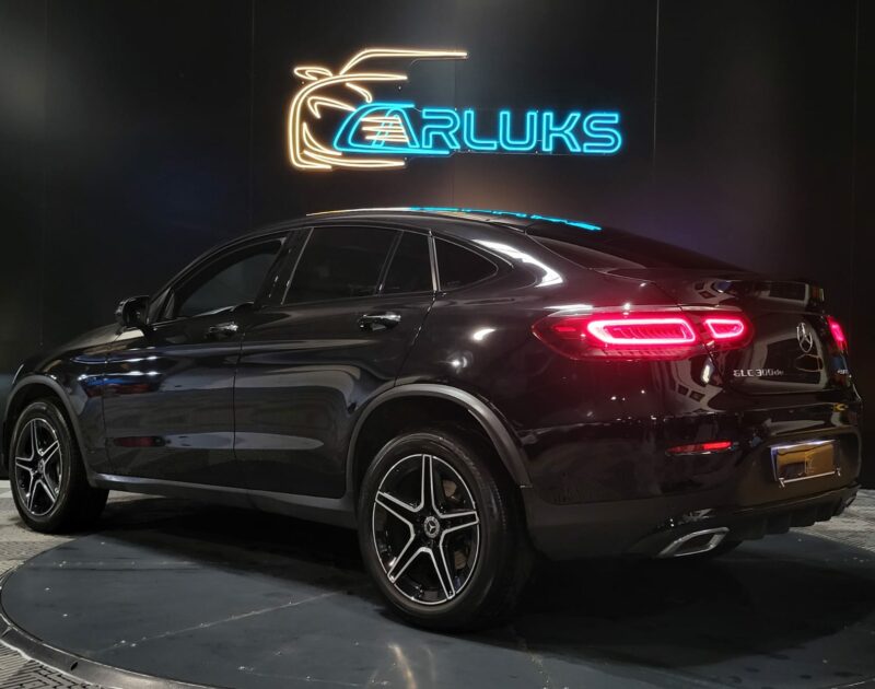 <h1>MERCEDES-BENZ GLC COUPE Hybrid 300de EQ Power 306cv AMG Line 4MATIC 9G-Tronic</h1>