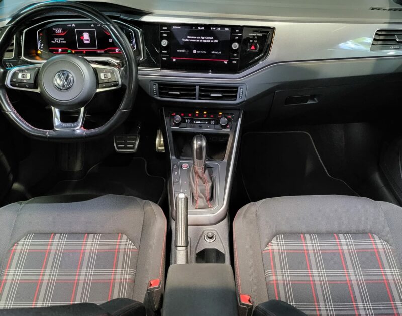 <h1>VOLKSWAGEN POLO VI GTI 2.0 TSI 200cv Boîte Auto DSG</h1>