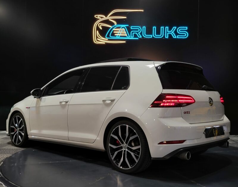 VOLKSWAGEN GOLF VII GTI Performance 2.0 TSI 245cv Boîte Auto DSG