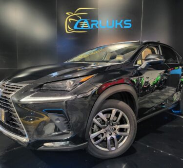 LEXUS NX 300H 197/155cv Luxe BVA // TOIT OUVRANT/SIEGES CHAUFFANT/CAMERA DE RECUL