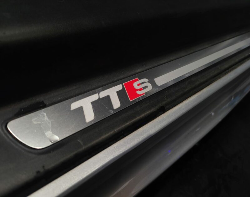 <h1>AUDI TTS Coupé 2.0 TFSi Quattro 272 cv / SIEGES CHAUFFANT / MODES DE CONDUITE</h1>