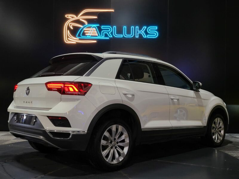 <h1>VOLKSWAGEN T-ROC 1.5 TSI 150CV CARAT</h1>