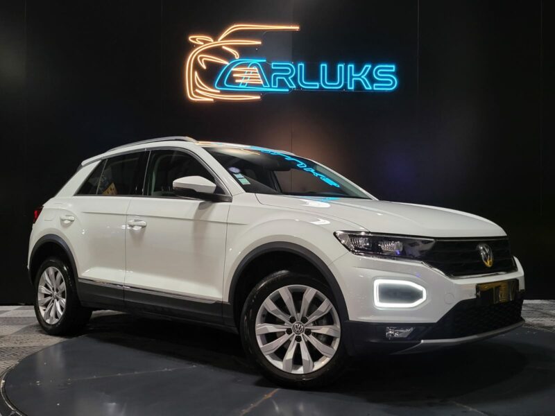 <h1>VOLKSWAGEN T-ROC 1.5 TSI 150CV CARAT</h1>