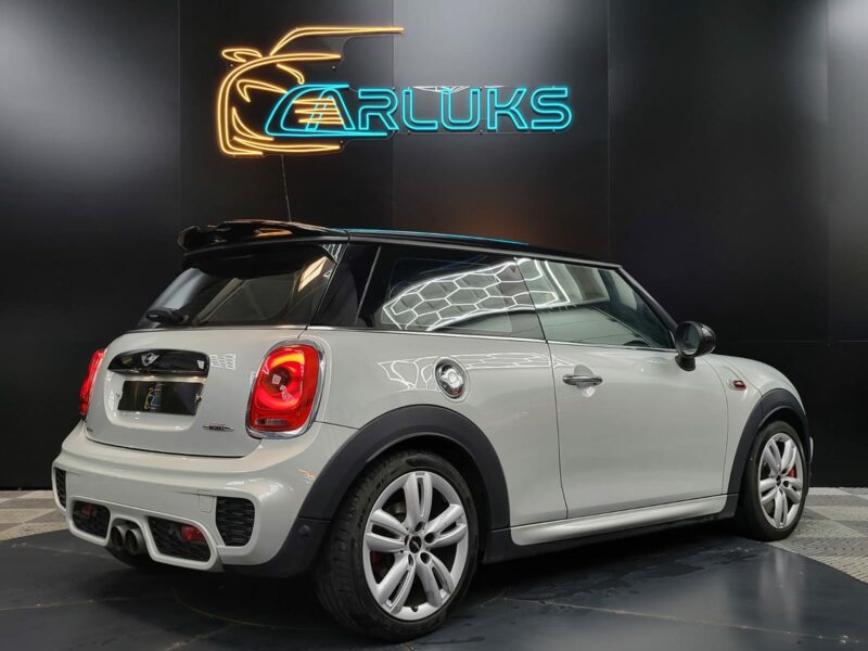 <h1>MINI COOPER 2.0 16V 231cv John Cooper Works Boîte Auto</h1>