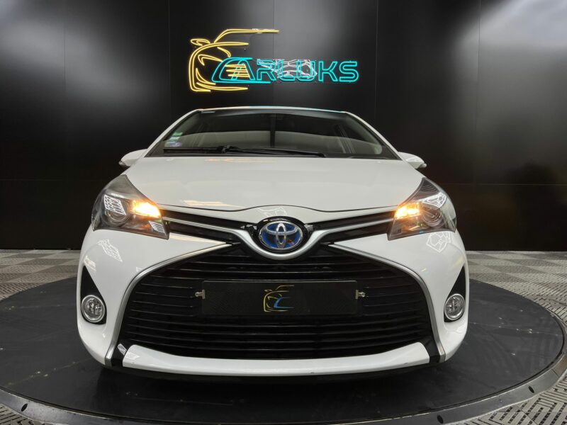 <h1>TOYOTA YARIS 2017 1.5 Hybrid 100cv BUISNESS</h1>