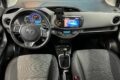 <h1>TOYOTA YARIS 2017 1.5 Hybrid 100cv BUISNESS</h1>