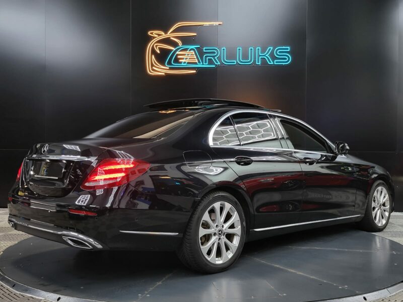 <h1>MERCEDES-BENZ CLASSE E 220d 194cv Avantgarde BVA 9G-Tronic 1ère Main</h1>