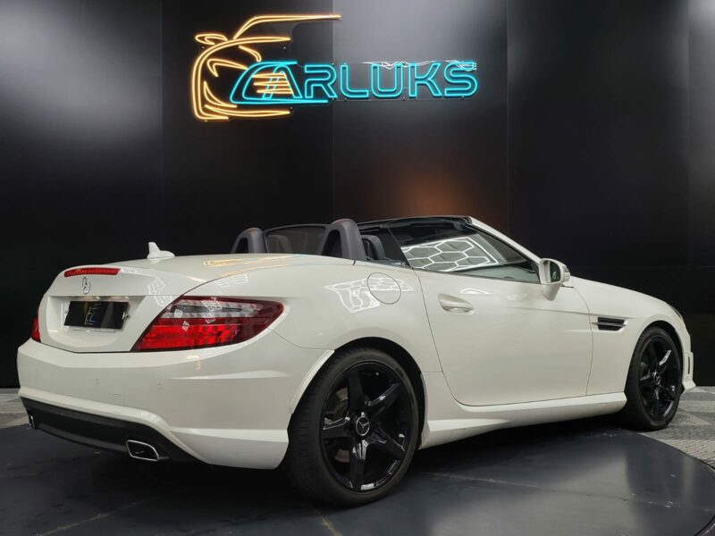 <h1>MERCEDES-BENZ SLK 350 306cv Cabriolet Boîte Auto 7G-Tronic</h1>