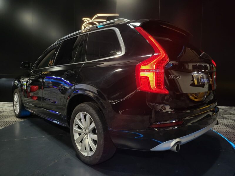 <h1>VOLVO XC90 II D5 235cv Momentum AWD Boîte Auto Geartronic8 5 Places</h1>