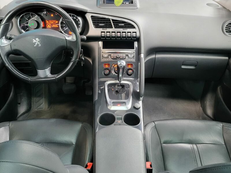 <h1>PEUGEOT 3008 1.6 THP 165cv Féline Boîte Auto</h1>