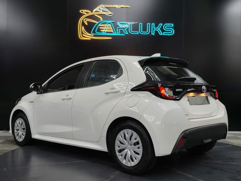 <h1>TOYOTA YARIS Hybrid 1.5 VVT-i 116cv Dynamic Business Boîte Auto CVT</h1>