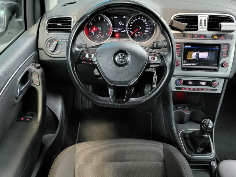 <h1>VOLKSWAGEN POLO V 1.2 TSI 110cv R-Line BVM6</h1>